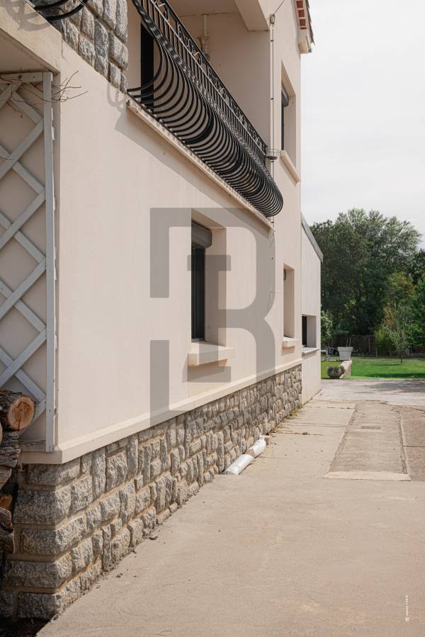 LA FAMILIA | LIMOUX (11300) – Image 47