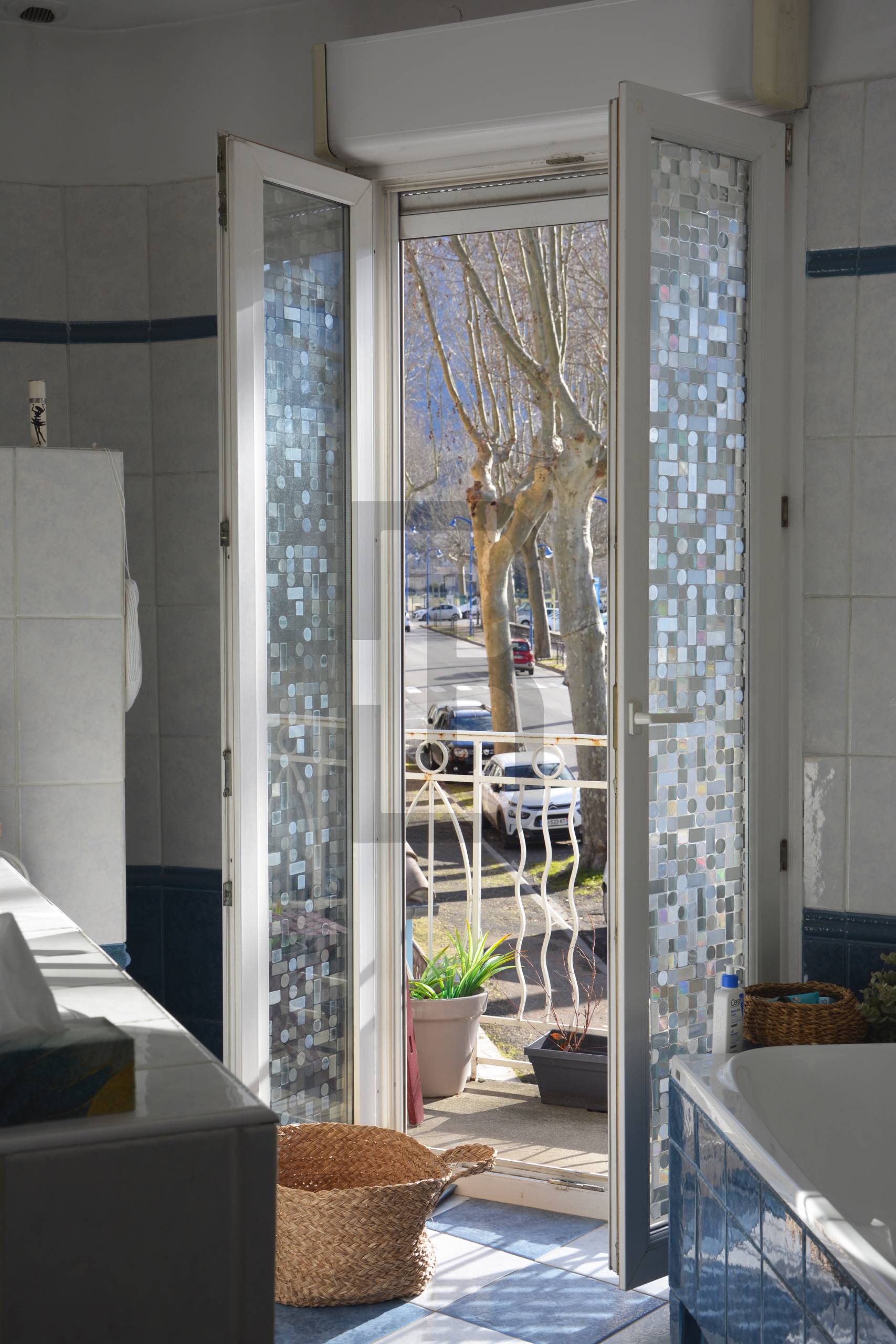 Vente d'une maison de 6 chambres à Quillan, par l'agence Bernard Immobilier.