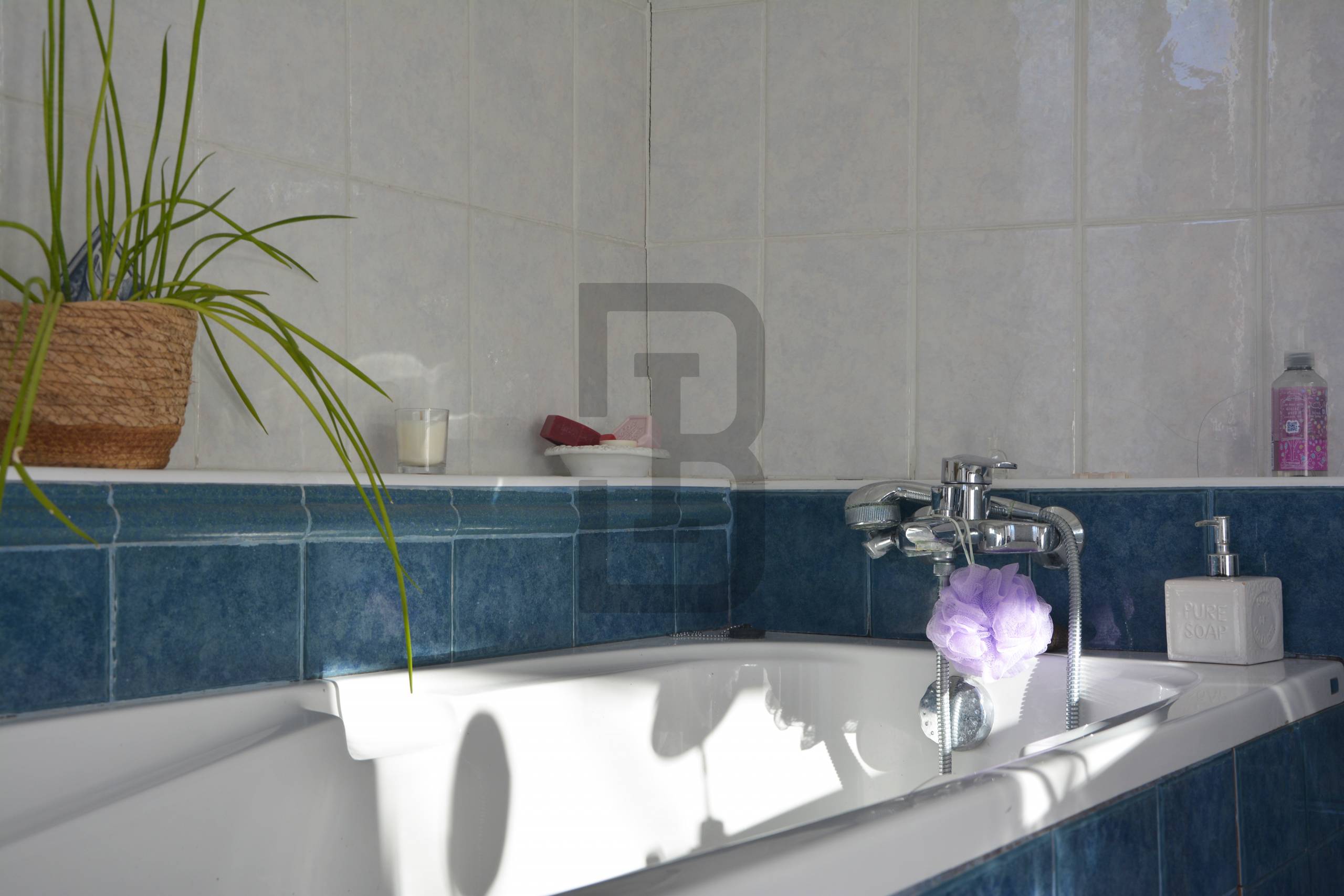 Vente d'une maison de 6 chambres à Quillan, par l'agence Bernard Immobilier.