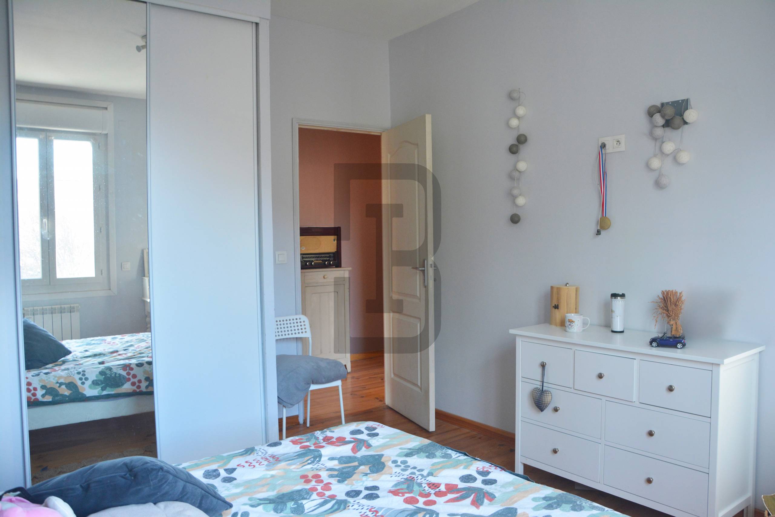 Vente d'une maison de 6 chambres à Quillan, par l'agence Bernard Immobilier.