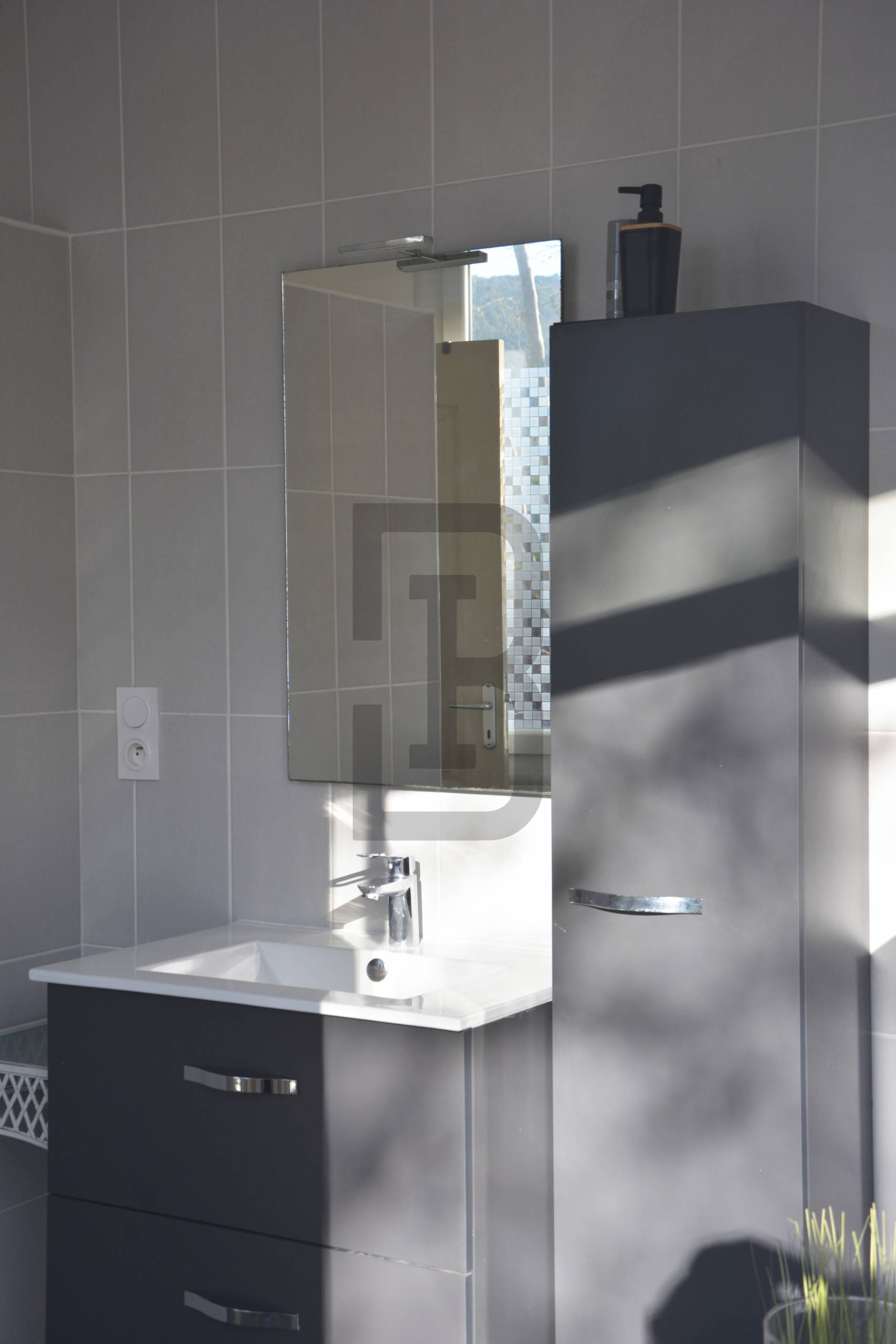 Vente d'une maison de 6 chambres à Quillan, par l'agence Bernard Immobilier.