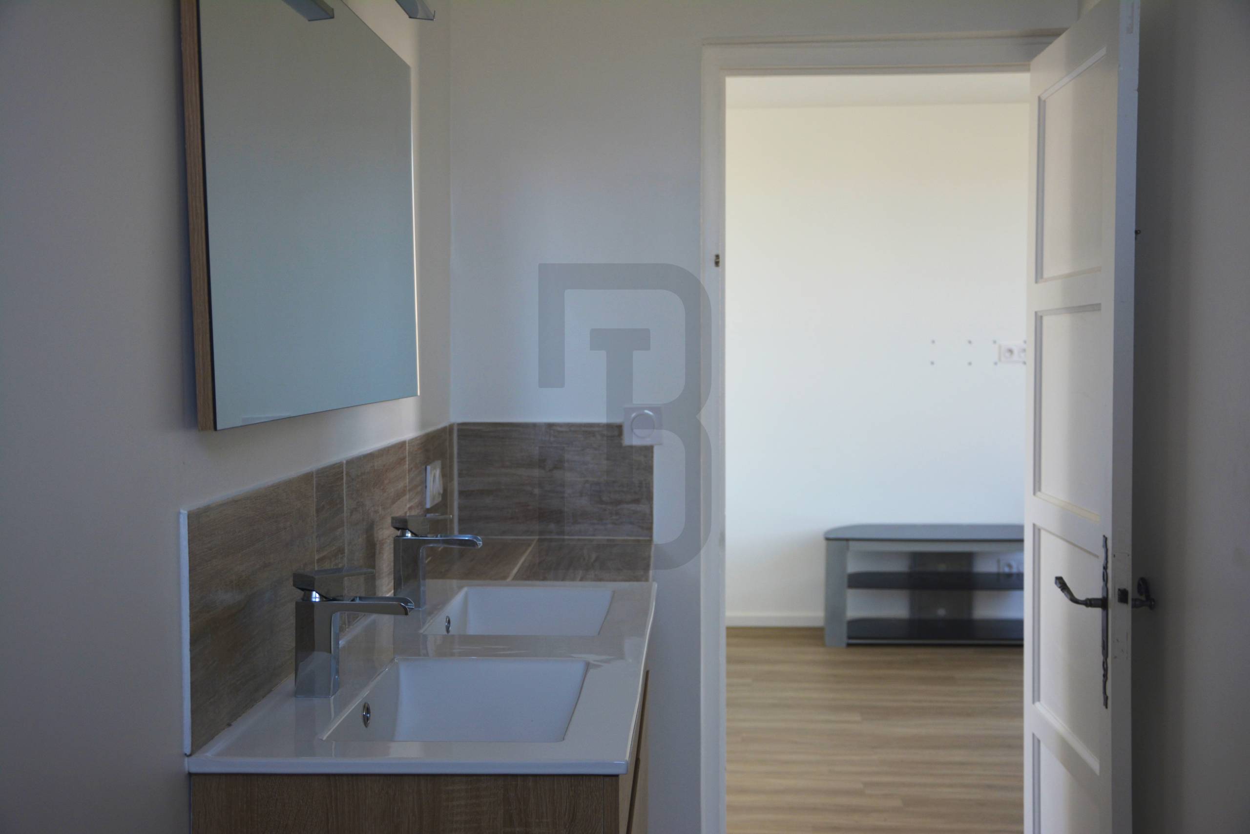 Ensemble immobilier OSCar composé de deux logements à Limoux.