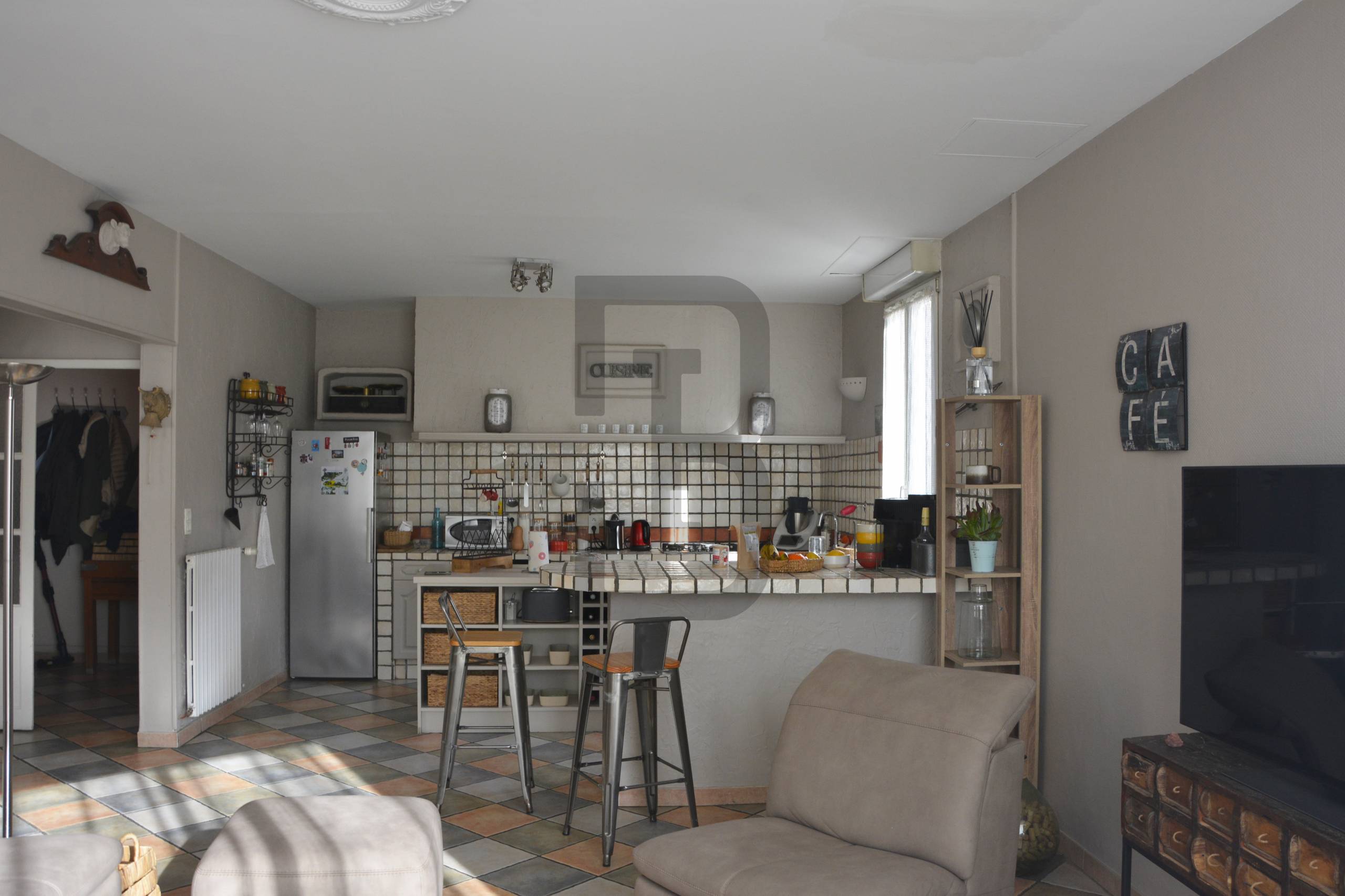 Vente d'une maison de 6 chambres à Quillan, par l'agence Bernard Immobilier.