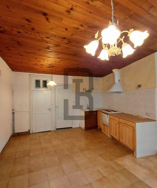 Découvrez cette maison de 108 m2 de plain-pied et composée de 3 pièces de 108 m2.