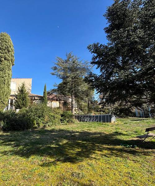 Maison à vendre à Pieusse.