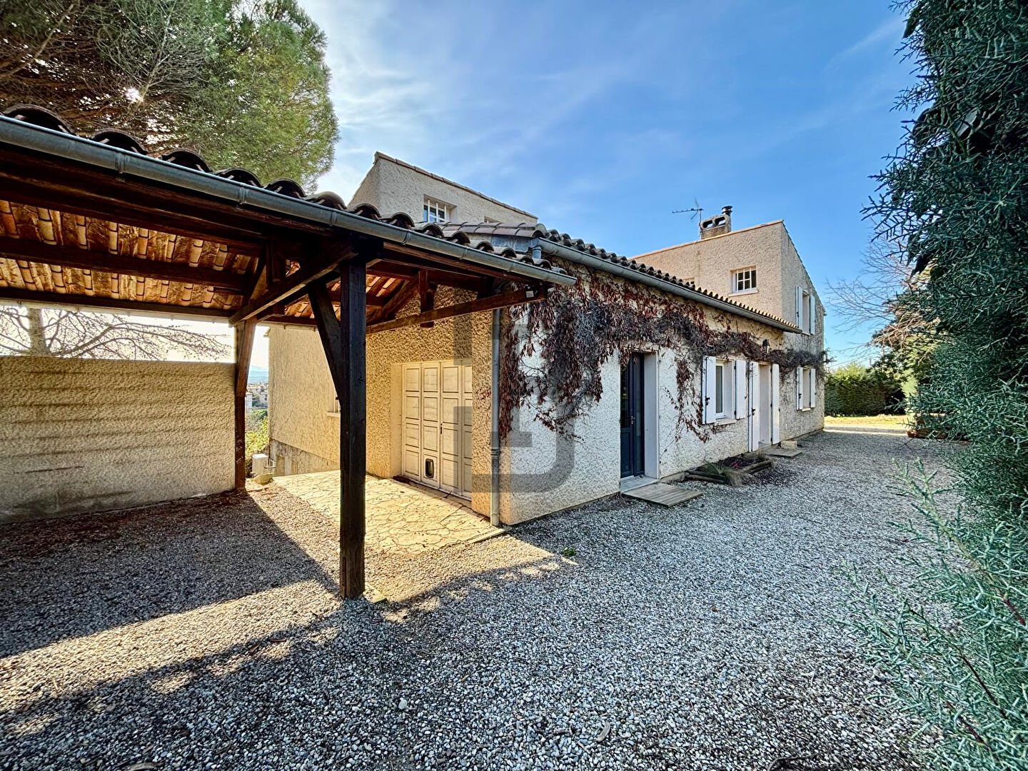 Maison à vendre à Pieusse.