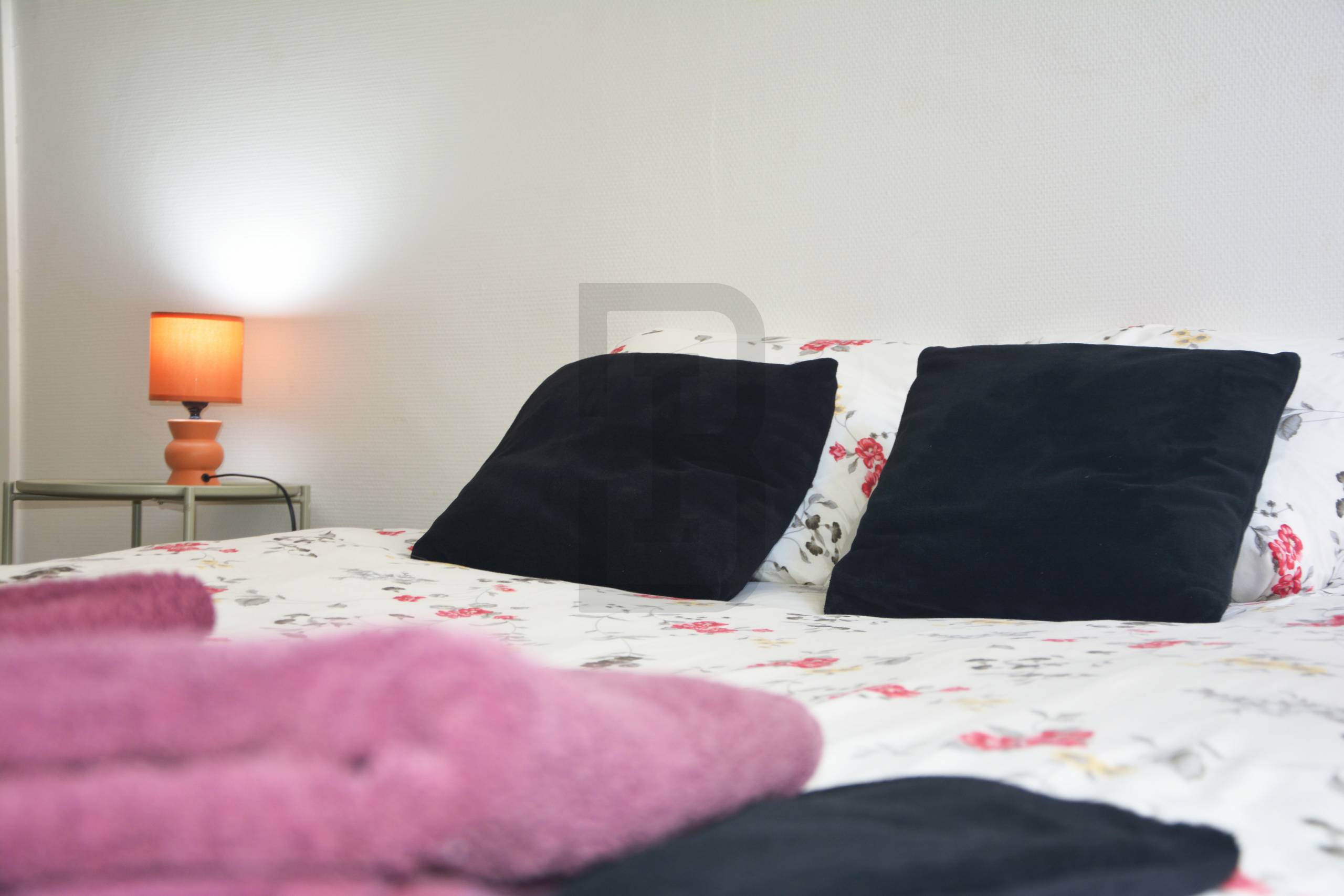 Appartement lumineux au première étage composé de deux chambres au coeur du centre ville de LIMOUX.