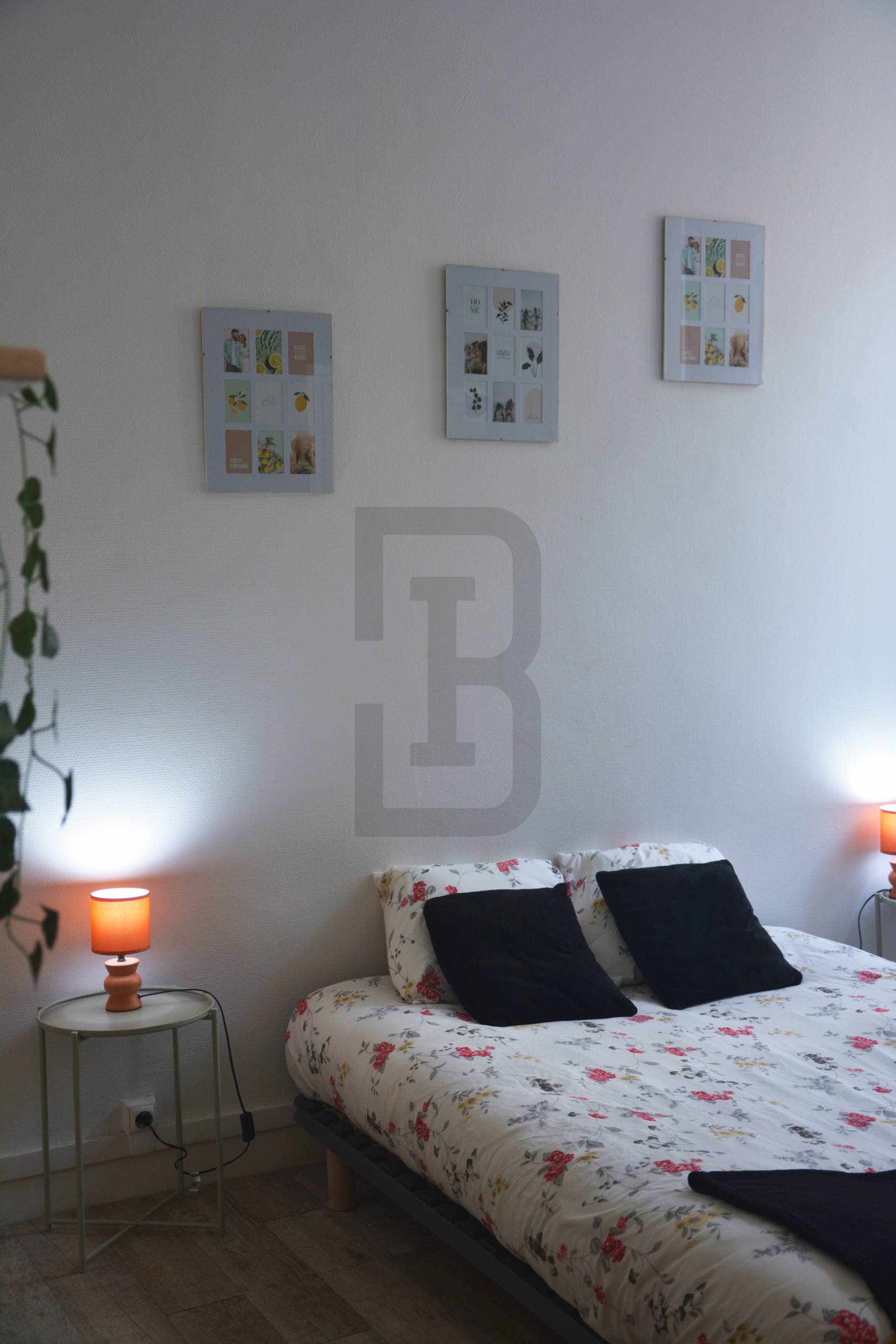 Appartement lumineux au première étage composé de deux chambres au coeur du centre ville de LIMOUX.
