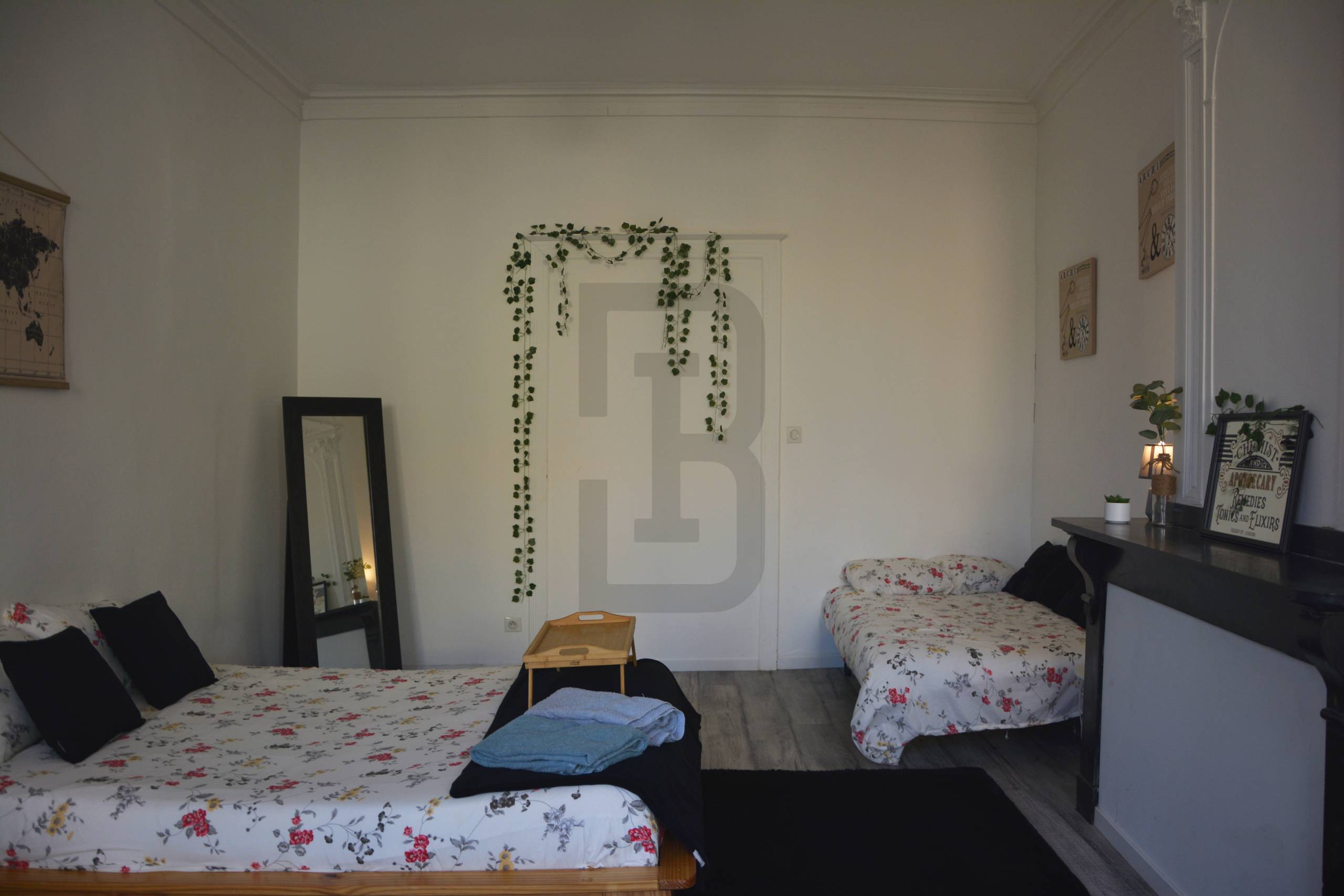 Appartement lumineux au première étage composé de deux chambres au coeur du centre ville de LIMOUX.