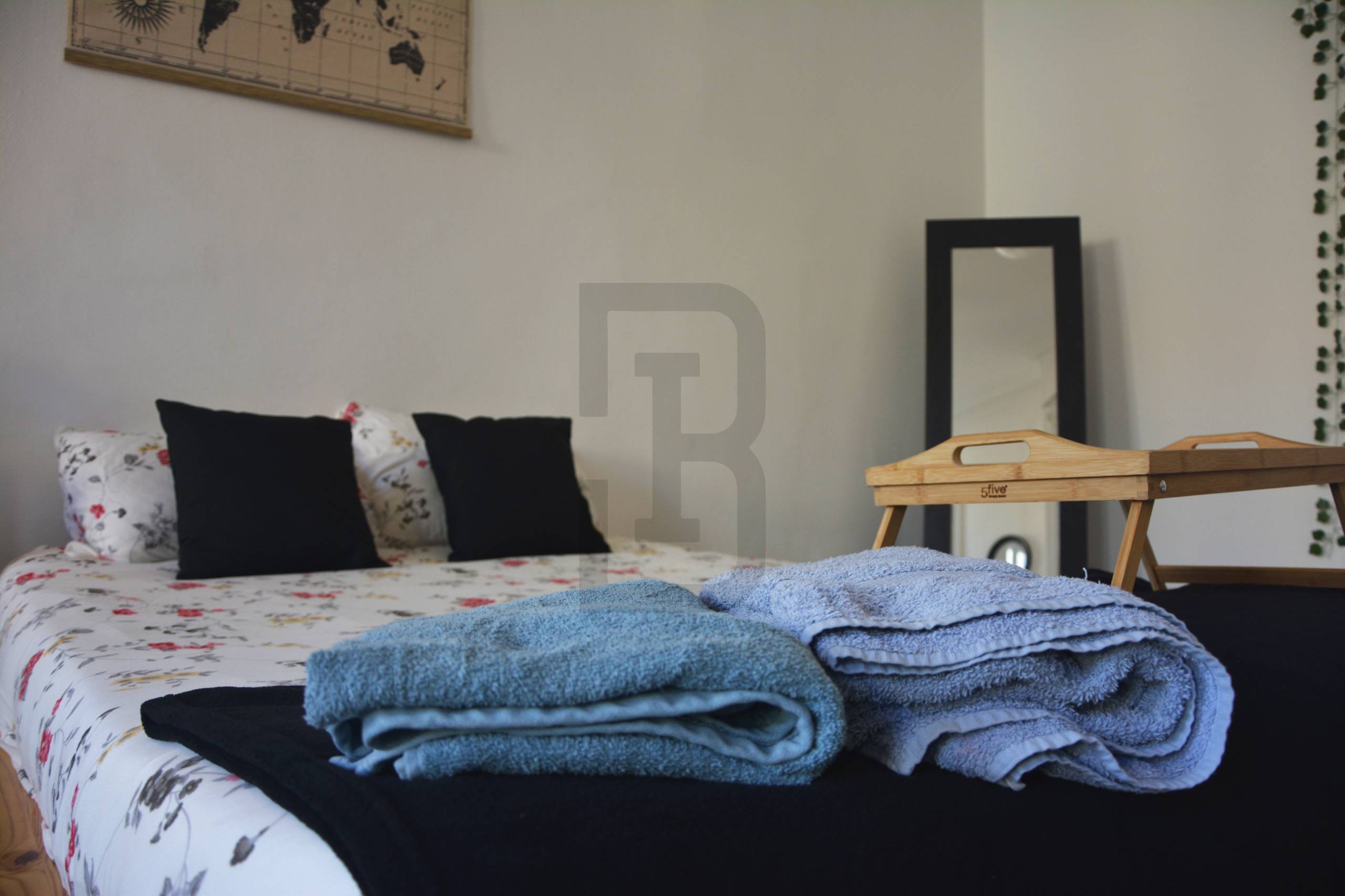 Appartement lumineux au première étage composé de deux chambres au coeur du centre ville de LIMOUX.